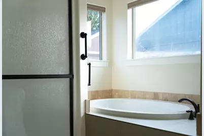 1752 NW Upas Avenue, Redmond, OR 97756 - Photo 59