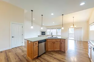 1752 NW Upas Ave, Redmond, OR 97756 - Photo 15