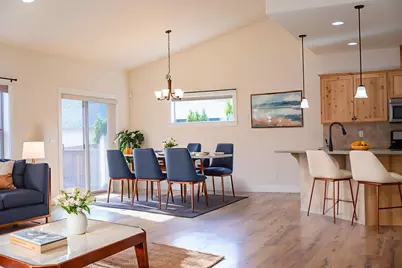 1752 NW Upas Avenue, Redmond, OR 97756 - Photo 15