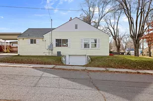 703 Mitchell St, Klamath Falls, OR 97601 - Photo 23