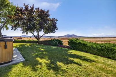 2748 SW Highland Lane, Culver, OR 97734 - Photo 13