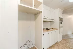 60214 Agate Rd, Bend, OR 97702 - Photo 13