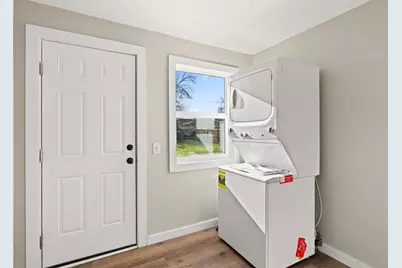 933 Dakota Avenue, Medford, OR 97501 - Photo 27
