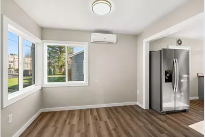 933 Dakota Avenue, Medford, OR 97501 - Photo 5