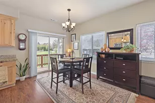 356 SW Bayou Pl, Grants Pass, OR 97526 - Photo 9