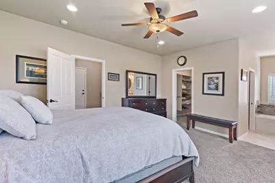 356 SW Bayou Place, Grants Pass, OR 97526 - Photo 13