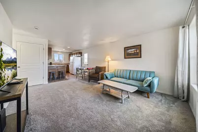 2527 NE 5th Street, Redmond, OR 97756 - Photo 9