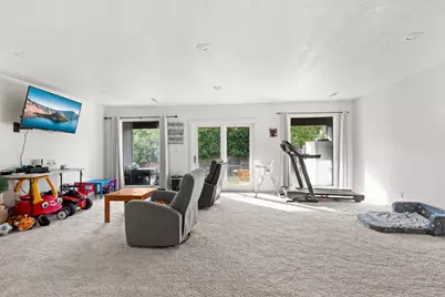 1383 Highcrest Drive, Medford, OR 97504 - Photo 23