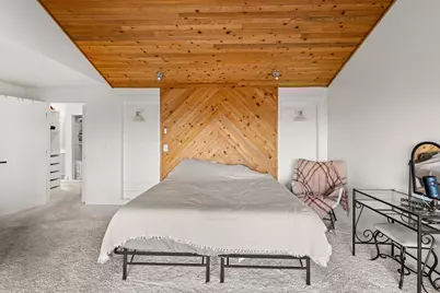 1383 Highcrest Drive, Medford, OR 97504 - Photo 15