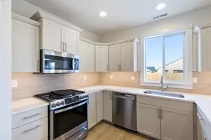 1723 NW Upas Pl, Redmond, OR 97756 - Photo 13