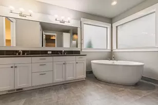 3127 NW Hidden Rdg Dr, Bend, OR 97703 - Photo 25