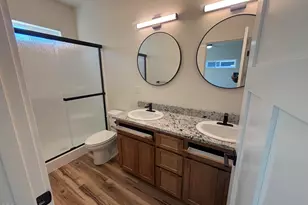729 Dahl Pl, Medford, OR 97501 - Photo 15
