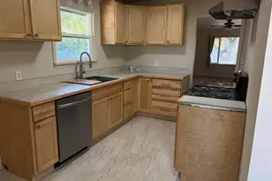 4225 Summers Ln, Klamath Falls, OR 97603 - Photo 15