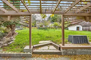 527 Chestnut St, Ashland, OR 97520 - Photo 39