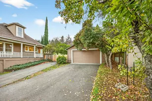 527 Chestnut St, Ashland, OR 97520 - Photo 37