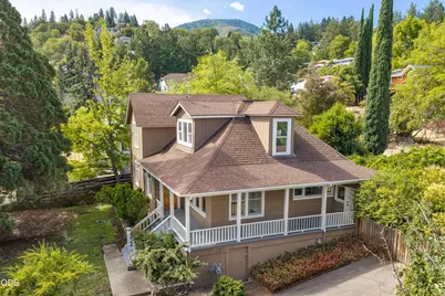 527 Chestnut Street, Ashland, OR 97520 - Photo 3