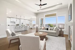 1307 NW Ochoa Dr, Bend, OR 97703 - Photo 3