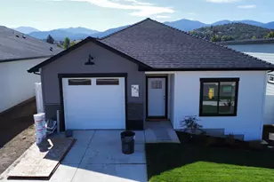 645 Terrazzo Wy, Medford, OR 97501 - Photo 1