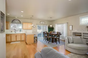 61701 Darla Pl, Bend, OR 97702 - Photo 5