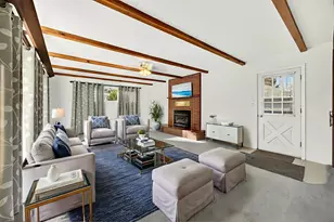 6 S Groveland Ave, Medford, OR 97504 - Photo 25