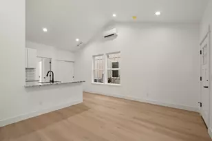 414 SW I St, Grants Pass, OR 97526 - Photo 3