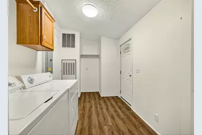 3431 S Pacific Highway #SPC 64, Medford, OR 97501 - Photo 25