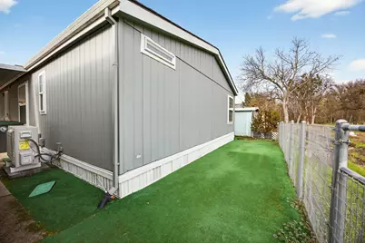 3431 S Pacific Highway #SPC 64, Medford, OR 97501 - Photo 31