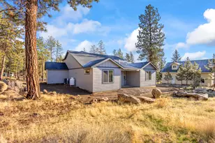 70085 Cayuse Dr, Sisters, OR 97759 - Photo 3