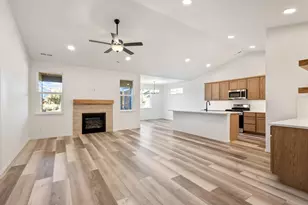 70085 Cayuse Dr, Sisters, OR 97759 - Photo 7