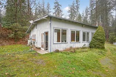 218 Hessar Street, Grants Pass, OR 97527 - Photo 31