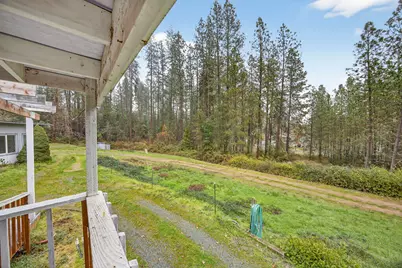 218 Hessar Street, Grants Pass, OR 97527 - Photo 25