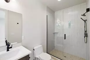 23114 Angler Ct, Bend, OR 97701 - Photo 51