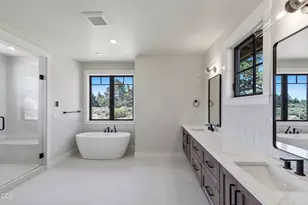 23114 Angler Ct, Bend, OR 97701 - Photo 41