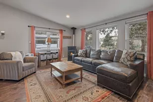 64564 Riverview Ave, Bend, OR 97703 - Photo 7