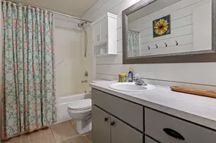 64564 Riverview Ave, Bend, OR 97703 - Photo 21