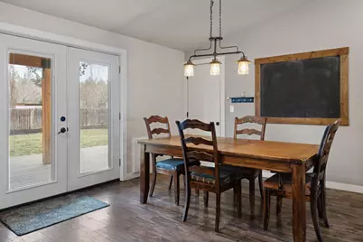 64564 Riverview Avenue, Bend, OR 97703 - Photo 9