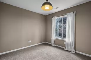 63091 Desert Sage St, Bend, OR 97701 - Photo 25