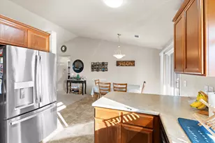 2491 Destiny Ln, Medford, OR 97501 - Photo 17