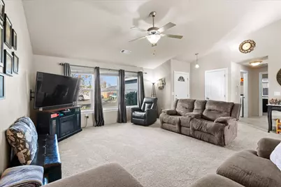 2491 Destiny Lane, Medford, OR 97501 - Photo 7