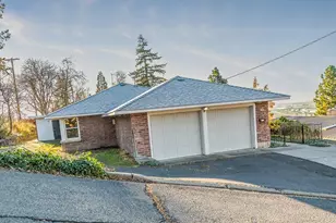 2046 Huron St, Klamath Falls, OR 97601 - Photo 45