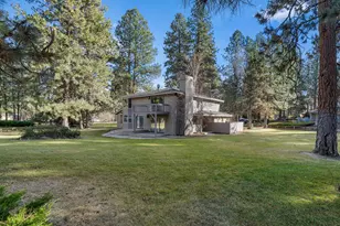 20430 Snowmass Ct, Bend, OR 97702 - Photo 9