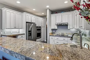 2729 NW Havre Ct, Bend, OR 97703 - Photo 13