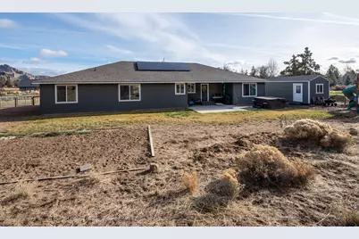 8445 19th Street, Terrebonne, OR 97760 - Photo 3