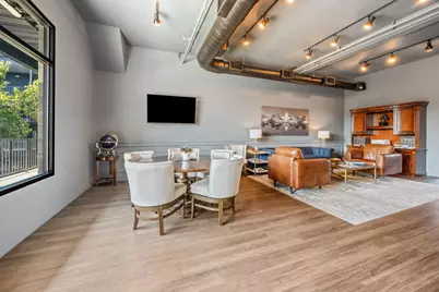 312 Oak Street #207, Central Point, OR 97502 - Photo 3