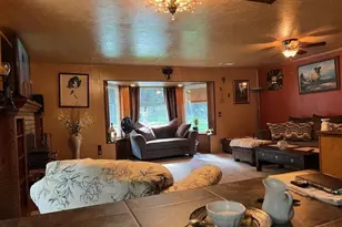 4184 E Evans Creek Rd, Rogue River, OR 97537 - Photo 13