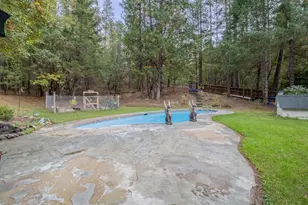 4184 E Evans Creek Rd, Rogue River, OR 97537 - Photo 29