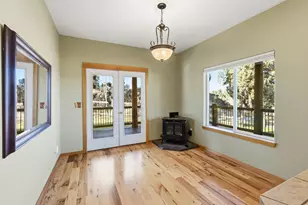 62262 Chickadee Ln, Bend, OR 97701 - Photo 7