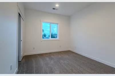 531 W La Strada Circle, Medford, OR 97504 - Photo 23