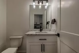 531 W La Strada Circle, Medford, OR 97504 - Photo 39