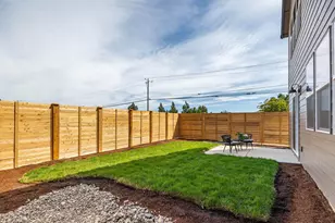 20592 Button Brush Ave, Bend, OR 97702 - Photo 33